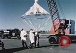 Image lancer de ballons New Mexico United States USA, 1957, de la seconde 40 séquences d'archives historiques vidéo 65675065038