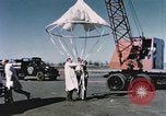Image lancer de ballons New Mexico United States USA, 1957, de la seconde 41 séquences d'archives historiques vidéo 65675065038