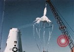 Image lancer de ballons New Mexico United States USA, 1957, de la seconde 45 séquences d'archives historiques vidéo 65675065038