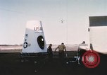 Immagine di Lancio del palloncino New Mexico United States USA, 1957, secondo 32 filmato di repertorio 65675065039