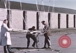 Immagine di Lancio del palloncino New Mexico United States USA, 1957, secondo 34 filmato di repertorio 65675065041