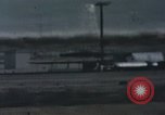 Immagine di Ape rocket sled su via New Mexico United States USA, 1958, secondo 22 filmato di repertorio 65675065058