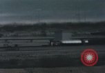 Immagine di Ape rocket sled su via New Mexico United States USA, 1958, secondo 23 filmato di repertorio 65675065058