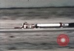 Immagine di Ape rocket sled su via New Mexico United States USA, 1958, secondo 37 filmato di repertorio 65675065058