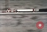 Immagine di Ape rocket sled su via New Mexico United States USA, 1958, secondo 40 filmato di repertorio 65675065058