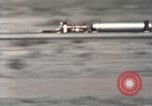 Immagine di Ape rocket sled su via New Mexico United States USA, 1958, secondo 41 filmato di repertorio 65675065058
