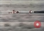 Immagine di Ape rocket sled su via New Mexico United States USA, 1958, secondo 48 filmato di repertorio 65675065058
