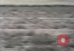 Immagine di Ape rocket sled su via New Mexico United States USA, 1958, secondo 51 filmato di repertorio 65675065058
