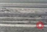 Immagine di Ape rocket sled su via New Mexico United States USA, 1958, secondo 60 filmato di repertorio 65675065058