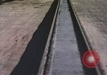 Immagine di Ape rocket sled avvicinando New Mexico United States USA, 1958, secondo 6 filmato di repertorio 65675065059