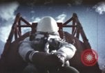 Immagine di Ape su slitta a razzo il test New Mexico United States USA, 1958, secondo 21 filmato di repertorio 65675065061