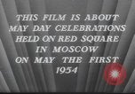 Standbild May Day Parade Moskau Russland Sowjetunion, 1954, aus Sekunde 13 historischem Filmmaterial Videoclip 65675065075