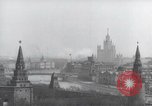 Standbild May Day Parade Moskau Russland Sowjetunion, 1954, aus Sekunde 31 historischem Filmmaterial Videoclip 65675065075