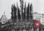 Standbild May Day Parade Moskau Russland Sowjetunion, 1954, aus Sekunde 33 historischem Filmmaterial Videoclip 65675065075