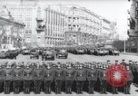 Standbild May Day Parade Moskau Russland Sowjetunion, 1954, aus Sekunde 46 historischem Filmmaterial Videoclip 65675065075