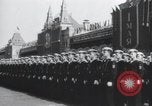 Standbild May Day Parade Moskau Russland Sowjetunion, 1954, aus Sekunde 50 historischem Filmmaterial Videoclip 65675065075