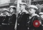 Standbild May Day Parade Moskau Russland Sowjetunion, 1954, aus Sekunde 51 historischem Filmmaterial Videoclip 65675065075