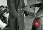 Image Petit homme Richard Mackey entre Air Force San Antonio Texas USA, 1951, de la seconde 54 séquences d'archives historiques vidéo 65675065081