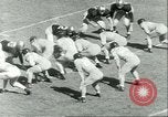 Standbild Fußballspiel West Point New York USA, 1951, aus Sekunde 16 historischem Filmmaterial Videoclip 65675065082