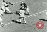 Standbild Fußballspiel West Point New York USA, 1951, aus Sekunde 18 historischem Filmmaterial Videoclip 65675065082