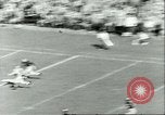 Standbild Fußballspiel West Point New York USA, 1951, aus Sekunde 55 historischem Filmmaterial Videoclip 65675065082
