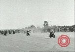 Immagine di Gara di moto Daytona Beach Florida USA, 1951, secondo 7 filmato di repertorio 65675065090