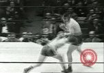 Immagine di Orientale guanti d'oro Campionato New York City USA, 1951, secondo 39 filmato di repertorio 65675065091