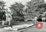 Immagine di I ginnasti danese Germania, 1951, secondo 19 filmato di repertorio 65675065097