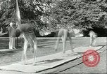 Immagine di I ginnasti danese Germania, 1951, secondo 35 filmato di repertorio 65675065097
