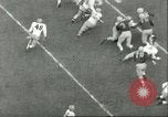 Immagine di Partita di calcio Seattle Washington USA, 1951, secondo 15 filmato di repertorio 65675065098