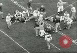 Immagine di Partita di calcio Seattle Washington USA, 1951, secondo 25 filmato di repertorio 65675065098