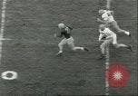 Immagine di Partita di calcio Seattle Washington USA, 1951, secondo 34 filmato di repertorio 65675065098