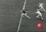Immagine di Partita di calcio Seattle Washington USA, 1951, secondo 35 filmato di repertorio 65675065098