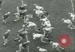 Immagine di Partita di calcio Seattle Washington USA, 1951, secondo 50 filmato di repertorio 65675065098