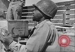 Immagine di Soldati afro-americani in Italia seconda guerra mondiale Anzio Italia, 1944, secondo 11 filmato di repertorio 65675065099
