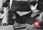 Immagine di Soldati afro-americani in Italia seconda guerra mondiale Anzio Italia, 1944, secondo 48 filmato di repertorio 65675065099