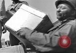 Immagine di Soldati afro-americani in Italia seconda guerra mondiale Anzio Italia, 1944, secondo 54 filmato di repertorio 65675065099