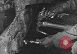 Image Soldats afro-américains soudeur Anzio Italie, 1944, de la seconde 20 séquences d'archives historiques vidéo 65675065101