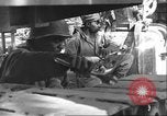 Image Soldats afro-américains soudeur Anzio Italie, 1944, de la seconde 25 séquences d'archives historiques vidéo 65675065101