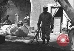 Image Soldats afro-américains soudeur Anzio Italie, 1944, de la seconde 32 séquences d'archives historiques vidéo 65675065101