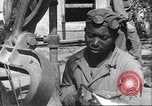 Image Soldats afro-américains soudeur Anzio Italie, 1944, de la seconde 47 séquences d'archives historiques vidéo 65675065101