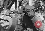 Image Soldats afro-américains soudeur Anzio Italie, 1944, de la seconde 58 séquences d'archives historiques vidéo 65675065101