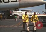 Standbild American midshipmen Istanbul Türkei, 1967, aus Sekunde 16 historischem Filmmaterial Videoclip 65675065116