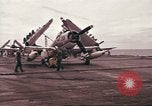 Image USS Ticonderoga du golfe du Tonkin Vietnam, 1964, de la seconde 16 séquences d'archives historiques vidéo 65675065139
