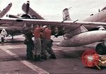 Image USS Ticonderoga du golfe du Tonkin Vietnam, 1964, de la seconde 30 séquences d'archives historiques vidéo 65675065139