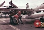 Image USS Ticonderoga du golfe du Tonkin Vietnam, 1964, de la seconde 37 séquences d'archives historiques vidéo 65675065139