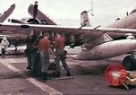 Image USS Ticonderoga du golfe du Tonkin Vietnam, 1964, de la seconde 39 séquences d'archives historiques vidéo 65675065139