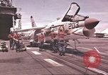 Image USS Ticonderoga du golfe du Tonkin Vietnam, 1964, de la seconde 3 séquences d'archives historiques vidéo 65675065159