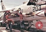 Image USS Ticonderoga du golfe du Tonkin Vietnam, 1964, de la seconde 28 séquences d'archives historiques vidéo 65675065159