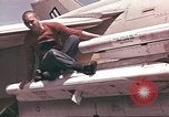 Image USS Ticonderoga du golfe du Tonkin Vietnam, 1964, de la seconde 33 séquences d'archives historiques vidéo 65675065159